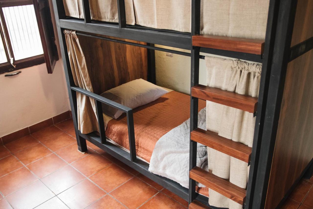 אנטיגואה גואטמלה Flore Hostel מראה חיצוני תמונה