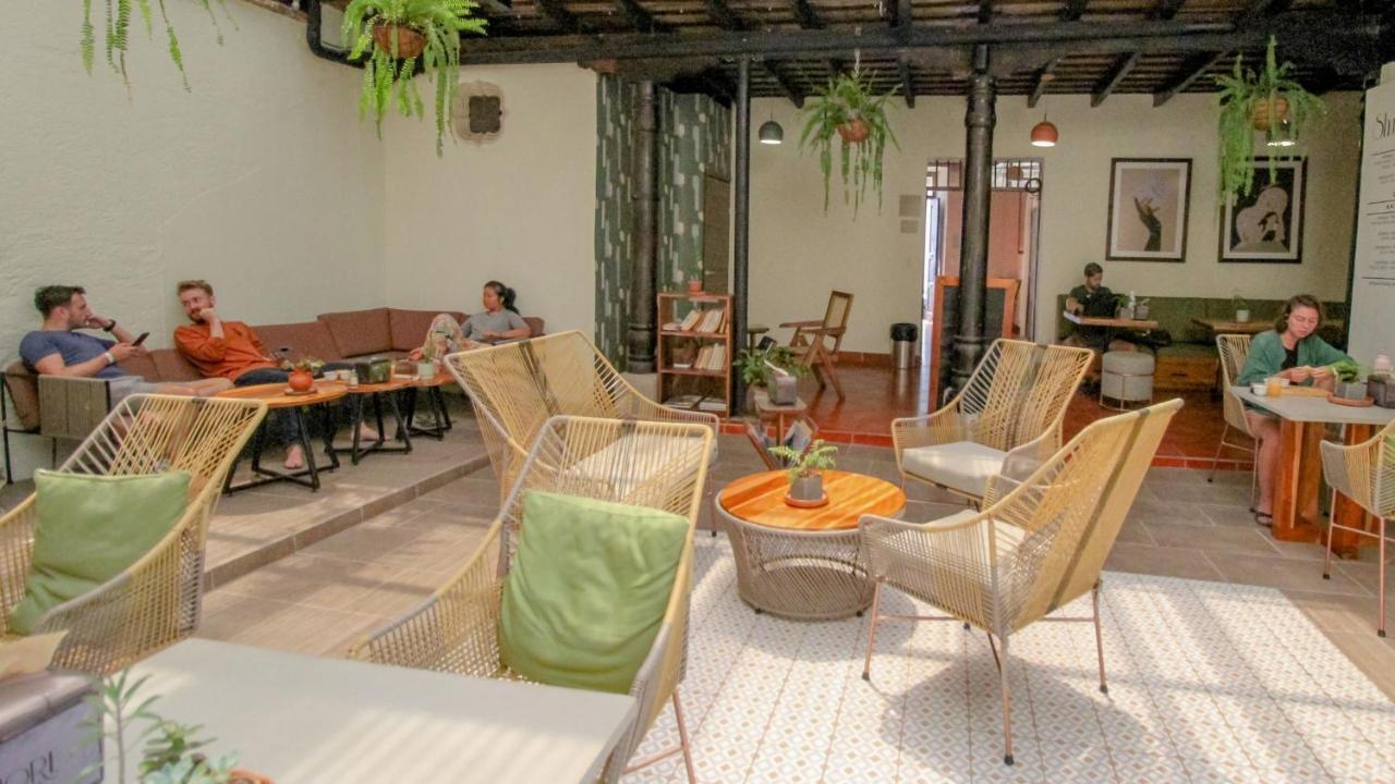 אנטיגואה גואטמלה Flore Hostel מראה חיצוני תמונה